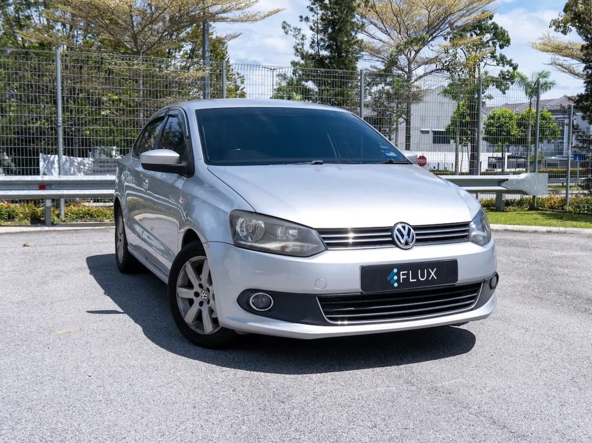 Volkswagen Polo 1.6 Sedan 2012