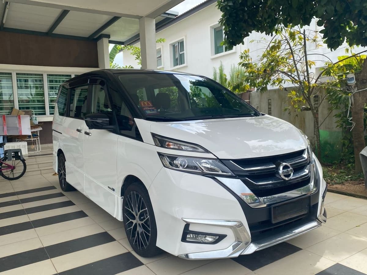 Nissan Serena 2.0 Highwaystar 2021