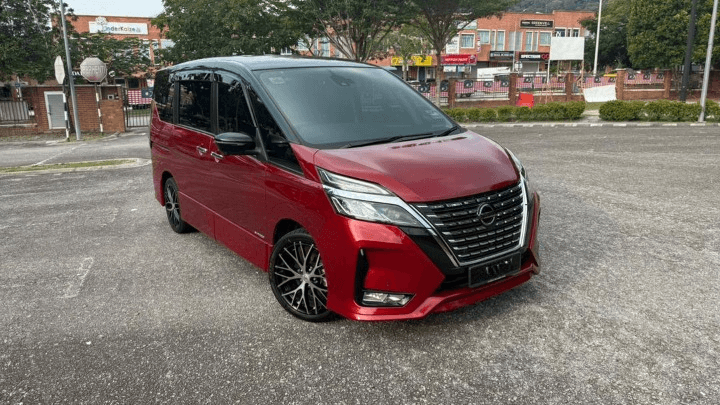 Nissan Serena 2.0 Highway Star 2023