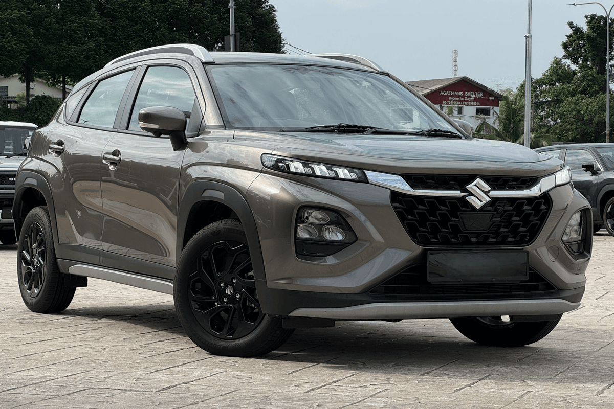 Suzuki Fronx 1.5 Hybrid Grey 2025