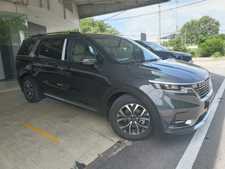 Kia Carnival 2.2D S8 Mid 2023