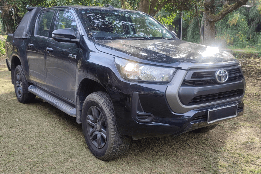 Toyota Hilux Double Cab 2.4E 2024