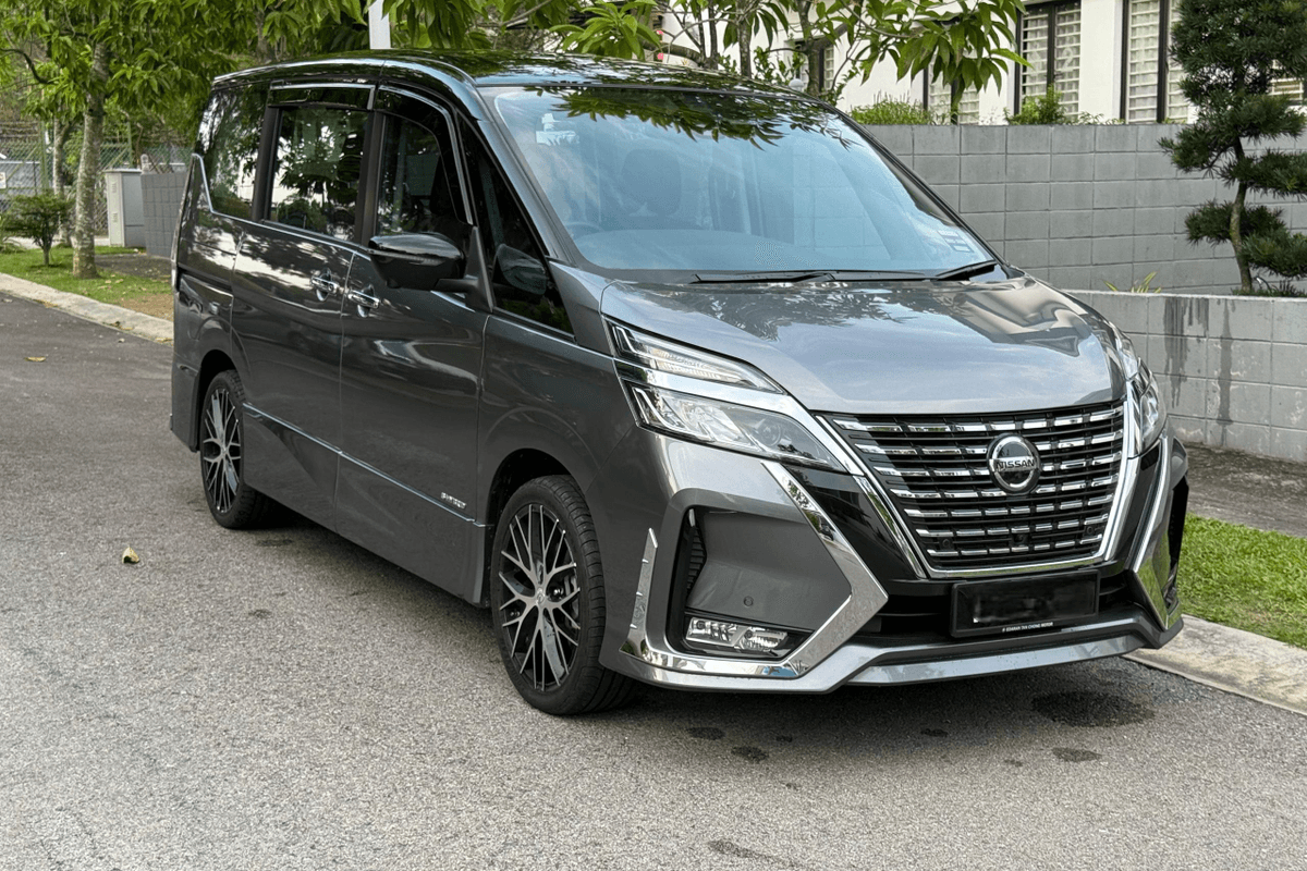 Nissan Serena 2.0L CVT HWS S-HEV 2025