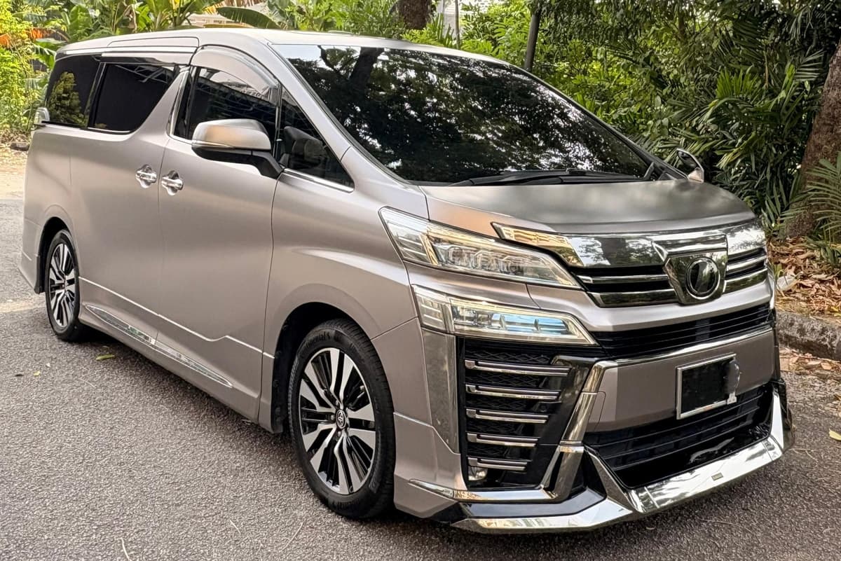 Toyota Vellfire 2.5 ZG 2019