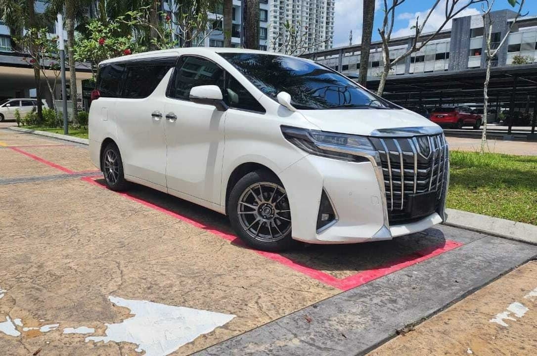 Toyota Alphard 2.5 X 2019