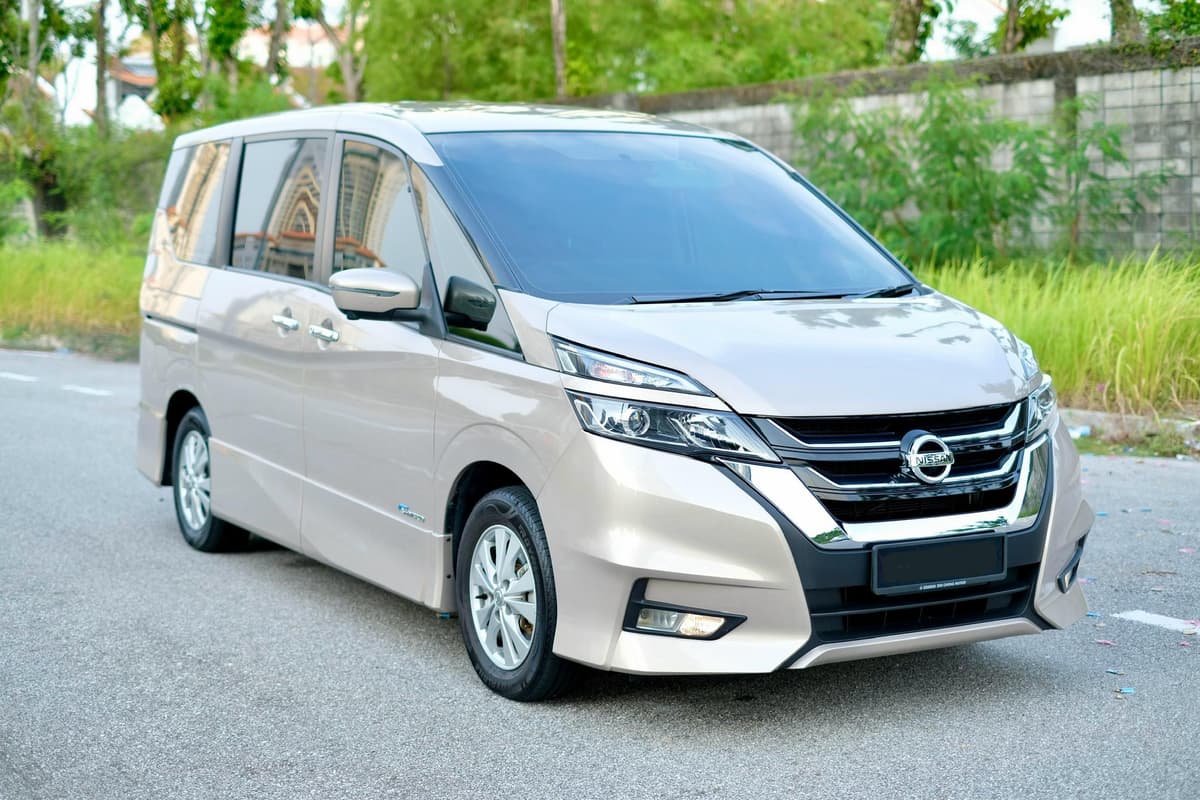 Nissan Serena 2.0 S Hybrid Highway Star 2022