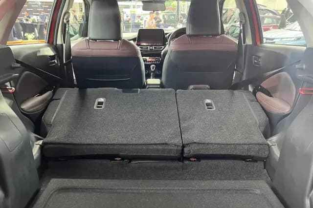 suzuki-fronx-1.5-hybrid-4