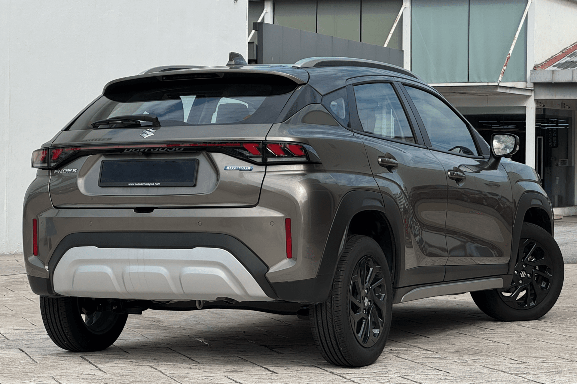 suzuki-fronx-1.5-hybrid-7